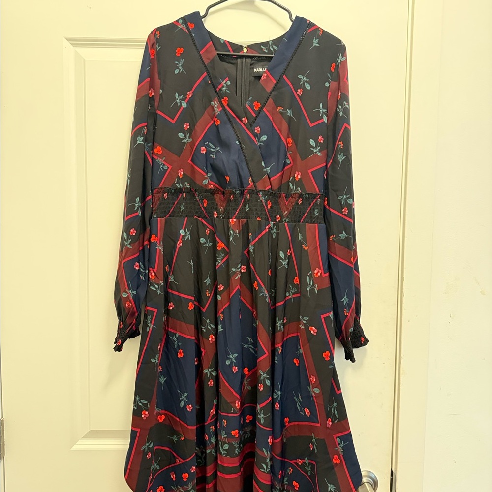 Karl Lagerfeld Geometric Floral Dress - Black and Red